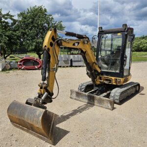 Caterpillar 302.7D CR - Minigravemaskine / mini excavator 3 ton, årgang 2016